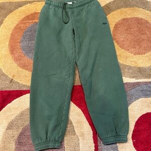 Aritzia TNA Sweatfleece Cozy Fleece Meg Fit Green Jogger Sweatpants Size 2XS